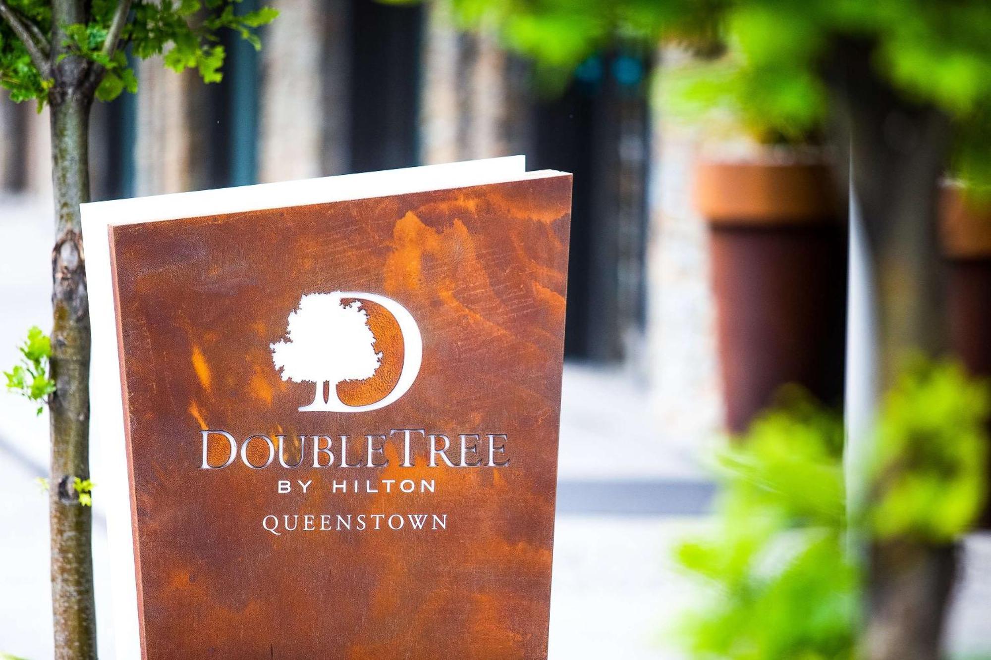 Doubletree By Hilton Queenstown Ngoại thất bức ảnh