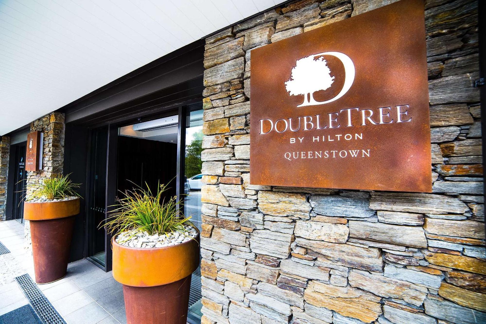 Doubletree By Hilton Queenstown Ngoại thất bức ảnh