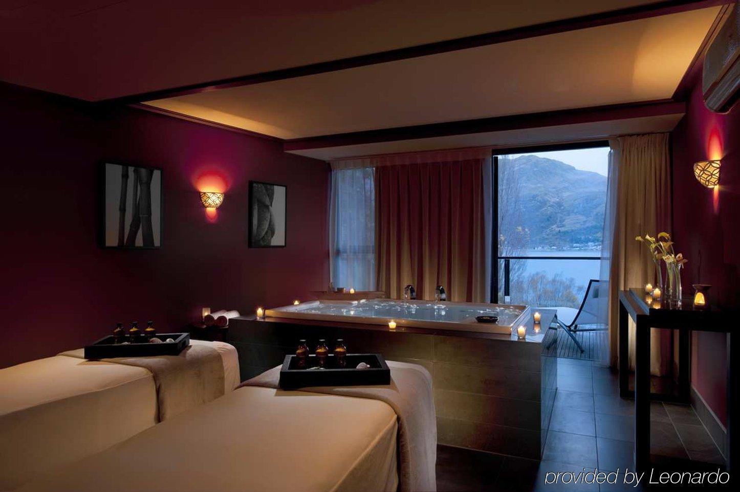 Doubletree By Hilton Queenstown Ngoại thất bức ảnh