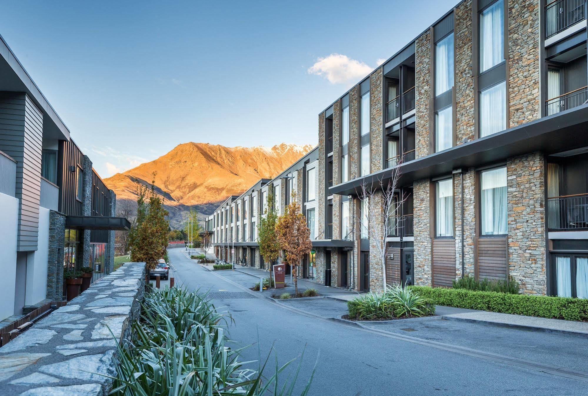 Doubletree By Hilton Queenstown Ngoại thất bức ảnh